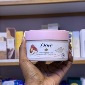 Dove Body Scrub Pomegranate seeds & SheaButter